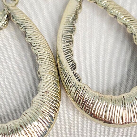 Teardrop Dangle Drop Earrings Silver Tone Tiny Clear Rhinestone Studded Pierced - Picture 9 of 10